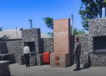 ЗНАЙ НАШИХ…