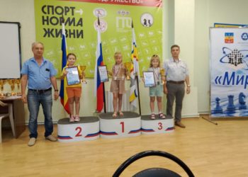ВИКА БАКУЛИНА В ЛИДЕРАХ
