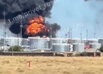 ПОЖАР ПРОДОЛЖАЕТСЯ