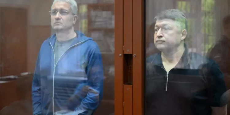 С ВИДОМ НА КРЕМЛЬ