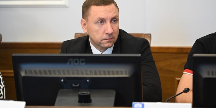 ПРИНЯЛ УЧАСТИЕ