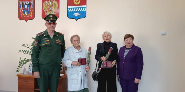ПРОВЕЛИ ВСТРЕЧУ