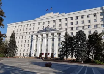 ГУБЕРНАТОР ВЫДЕЛИЛ