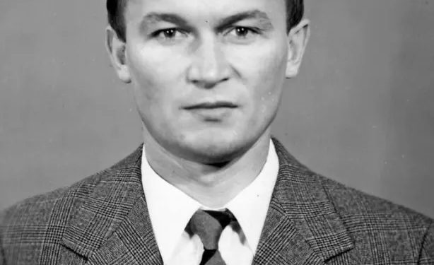 ПАМЯТИ ТОВАРИЩА