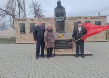 ПОЧТИЛИ ПАМЯТЬ