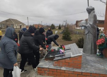 ПОЧТИЛИ ПАМЯТЬ