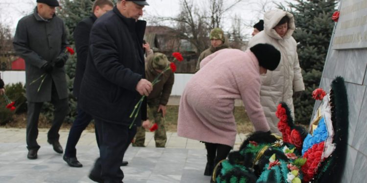ПОЧТИЛИ ПАМЯТЬ