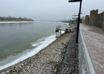 ПРИЧАЛ ДЛЯ «ВАЛДАЯ» В РОМАНОВСКОЙ