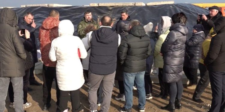 ЗАВОЗИТЬСЯ НЕ БУДЕТ