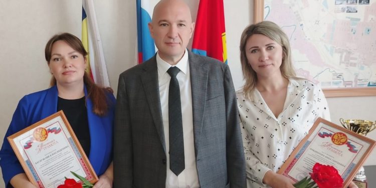 НАГРАДА ЛУЧШИМ