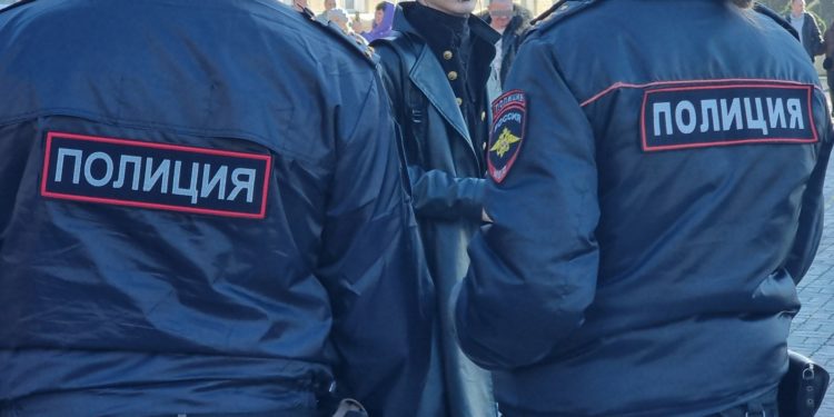 ДЕФИЦИТ ПОЛИЦЕЙСКИХ