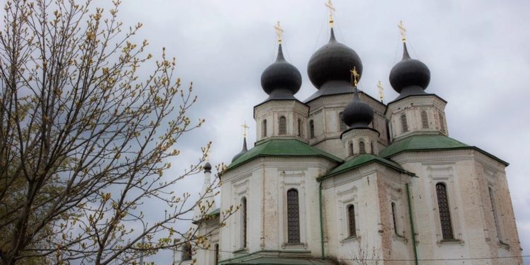 СОБОР ПЕРЕДАН РПЦ