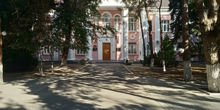 РАССМОТРЕЛИ ВОПРОСЫ