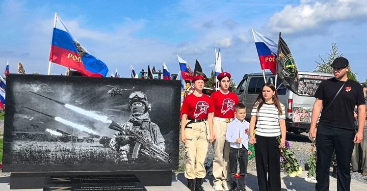 НИЧЕГО СВЯТОГО