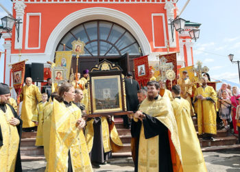 ВЕЛИКОРЕЦКИЙ КРЕСТНЫЙ ХОД