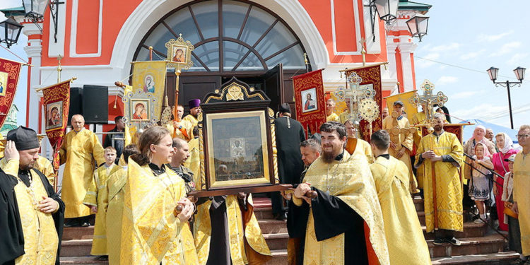 ВЕЛИКОРЕЦКИЙ КРЕСТНЫЙ ХОД