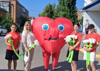 В ЦРБ ПОЗДРАВИЛИ