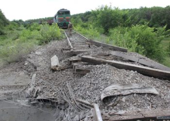 РЕЛЬСОВАЯ ВОЙНА ПРОДОЛЖАЕТСЯ