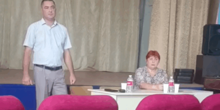 НЕ НАШЛИ ОБЩЕГО ЯЗЫКА
