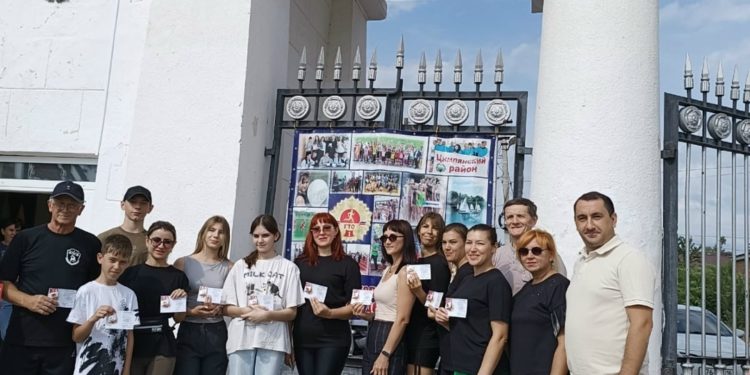 ВРУЧИЛИ ЗНАКИ ГТО