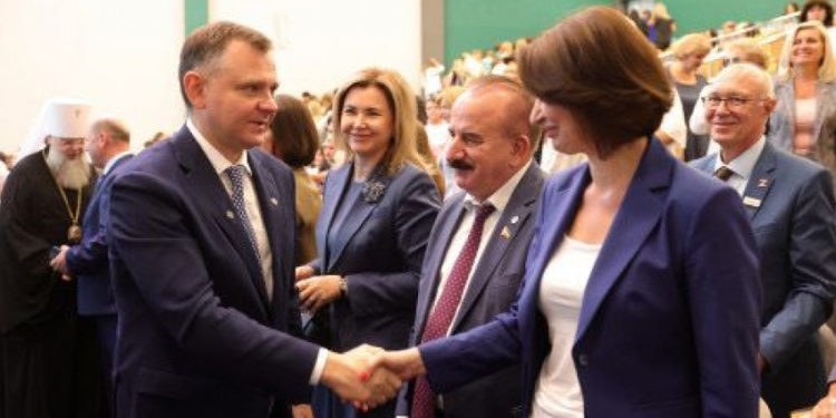 ПОВЫСЯТ ЗАРПЛАТУ