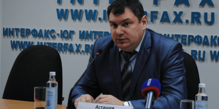 ПРОВЕДЁТ ПРИЁМ