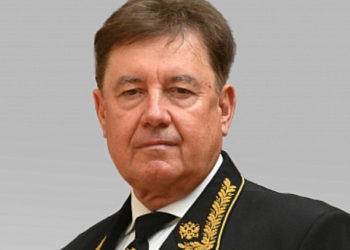 А СУДЬИ КТО?