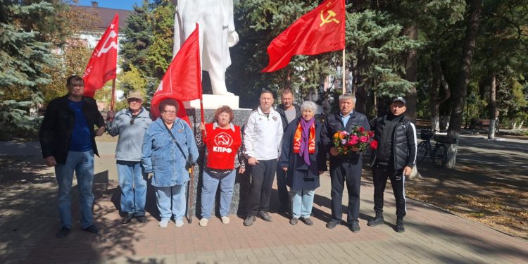 ПОЧТИЛИ ПАМЯТЬ
