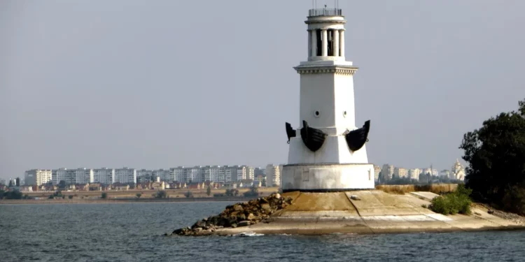 ГРОМКИЕ ХЛОПКИ