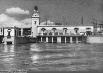 МОРЕ НАБИРАЕТ ВОДУ