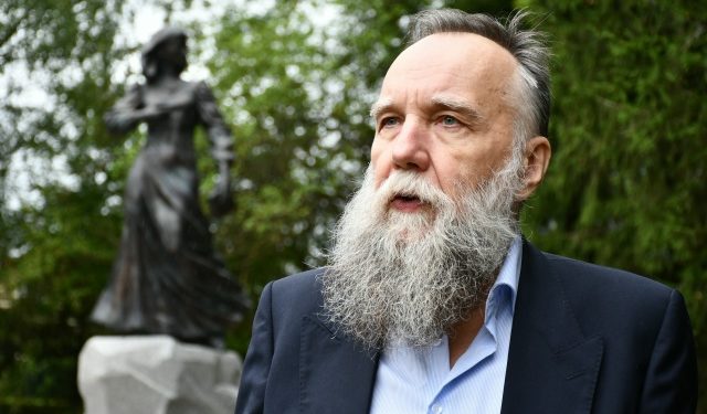 ФИЛОСОФ ВЫСКАЗАЛСЯ