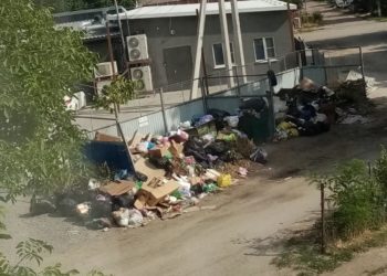 ЦИМЛЯНСК УТОПАЕТ В МУСОРЕ