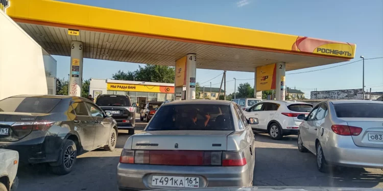 А ЧТО С БЕНЗИНОМ СЕГОДНЯ 13.07. В ЦИМЛЯНСКЕ?
