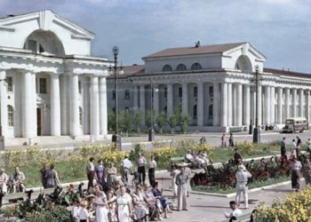 Сентябрь: календарь дат и событий Цимлы