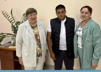 ВРУЧИЛИ КЛЮЧИ